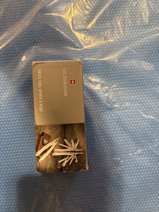 VICTORINOX cutit multifunctional