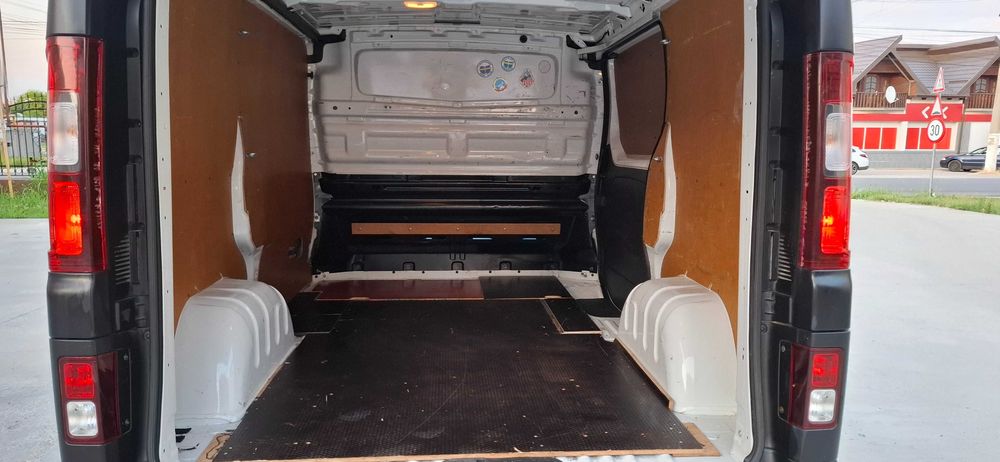 Opel Vivaro /Renault Trafic /An 2016/Die 120 cp/Ac /Navi/Km 239000 RE