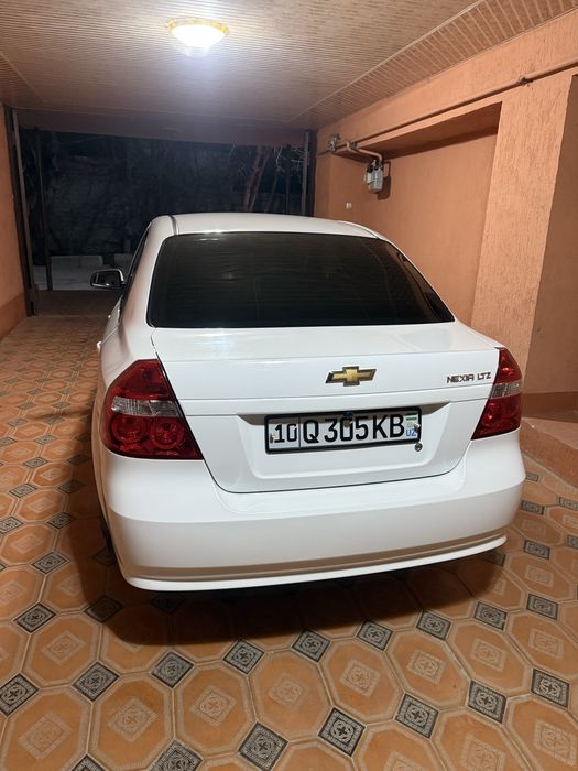 Nexia 3 2020 rangi oq srochna sotiladi