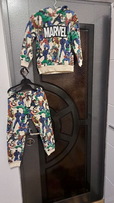 Compleu Marvel H&M