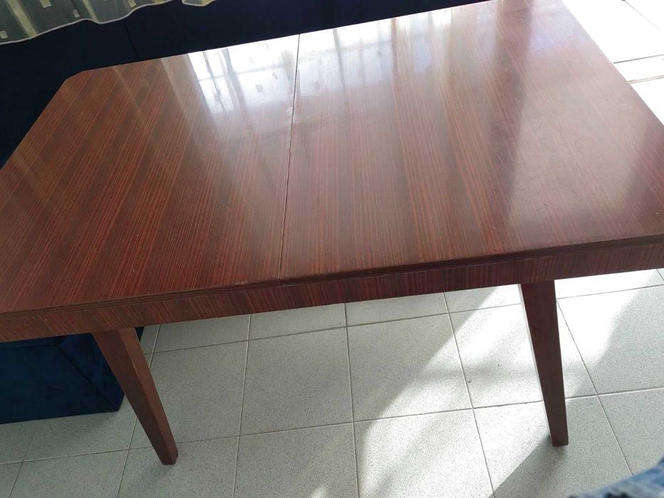 Разтегателна маса