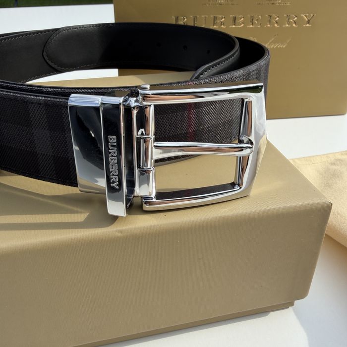 Curea Burberry Piele
