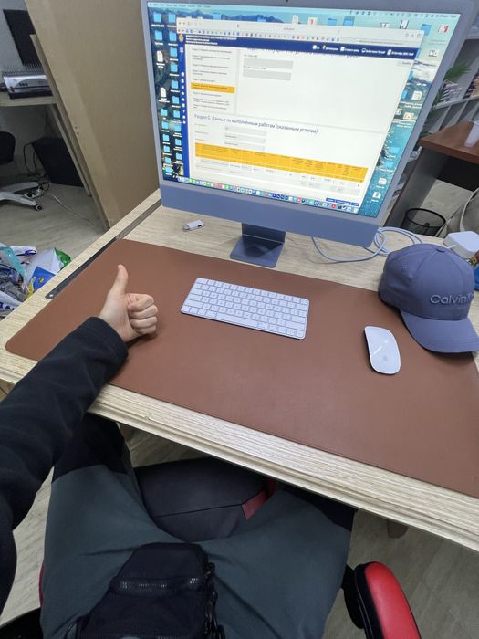 iMac 24 512 гб 4 thunderbl коробка все есть почти новый 730тыс