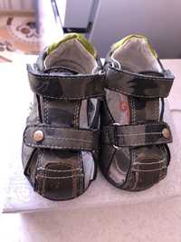 Продам детские ортопедические сандалии