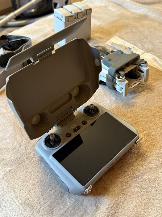 Drona DJI Mini 4 Pro