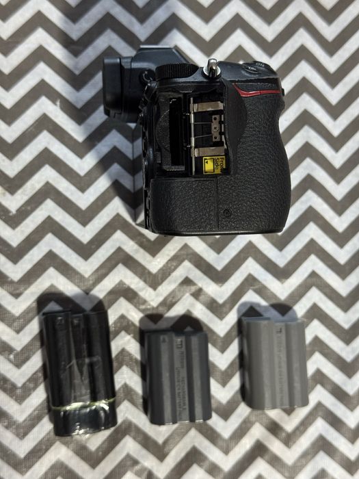 Vand Nikon z6 92000 cadre 3 baterii