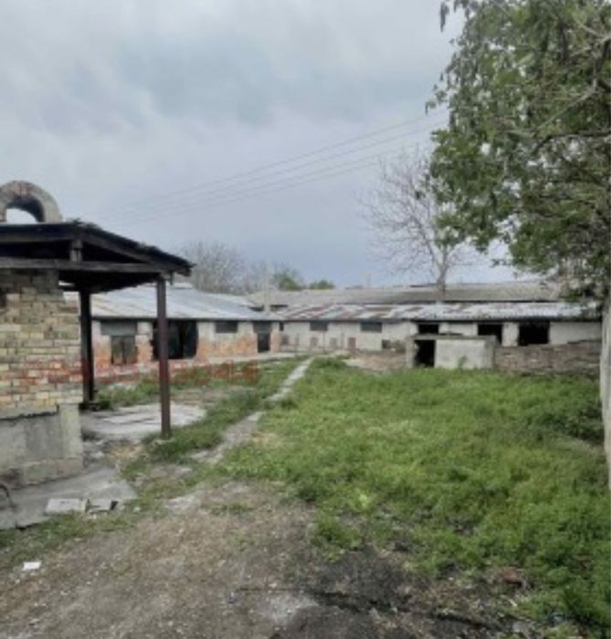 Дава се под наем Склад в Велико Търново, Акация - 150 кв.м за 127.5 € - Снимка #3