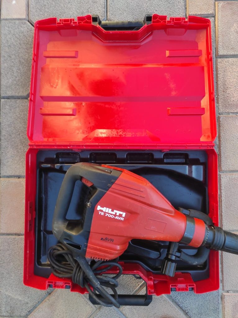 Demolator HILTI TE 700-AVR  fabric. 2023 luna a 10 a