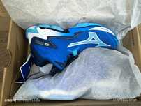 Волейболни маратони/обувки Mizuno Wave Lighting Z8 Mid