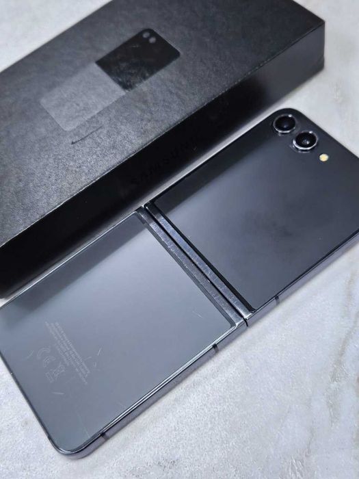 Samsung Galaxy Z Flip 5 {г. Астана ул. Женис 24} лот: 705773