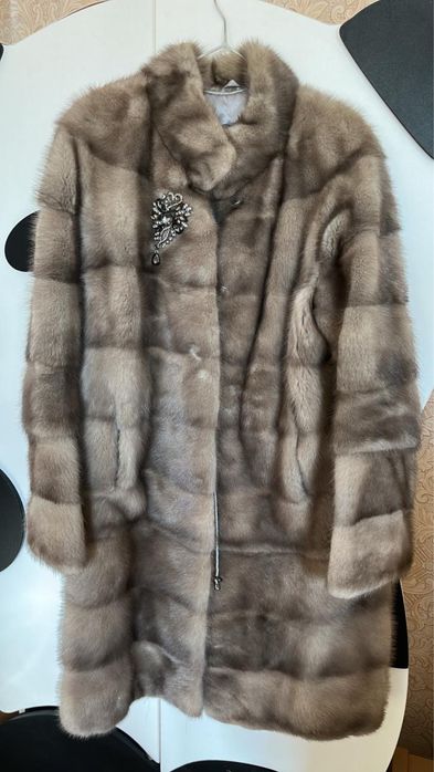 Шуба сатылады срочно как знаете шуба көп киілмидіғой состоение идеал