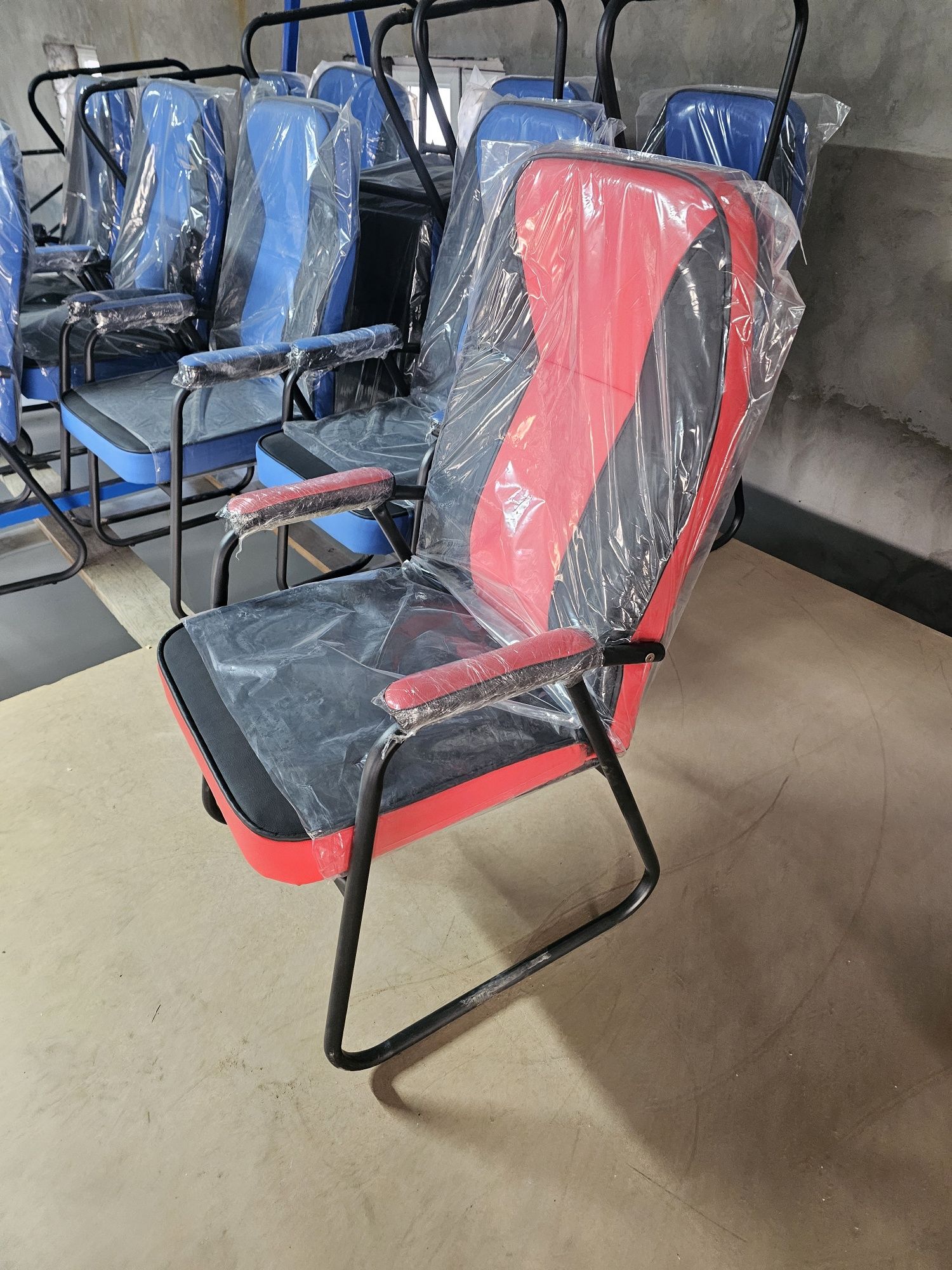 Kreslo CHARIO professional premium