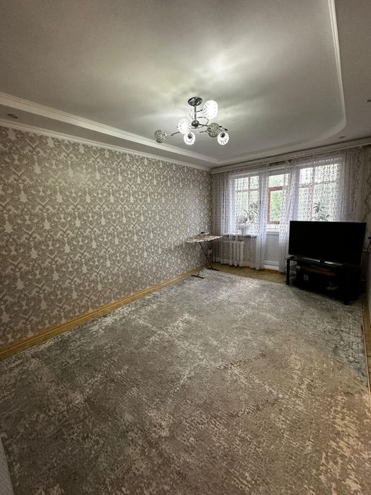 Продам 3 ком квартиру район маг.Северный 18400