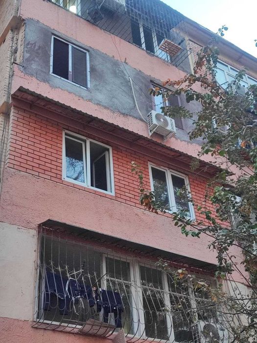 Продаётся своя 4х ком. квартира!