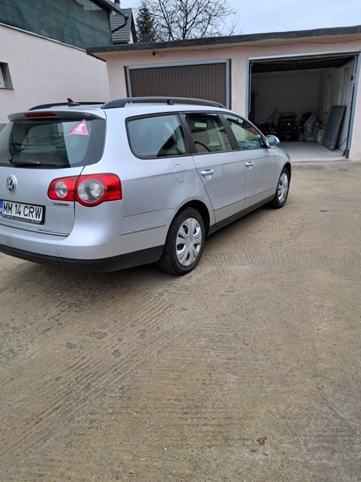 Vând Passat B6 Blue Motion 1.9 TDI