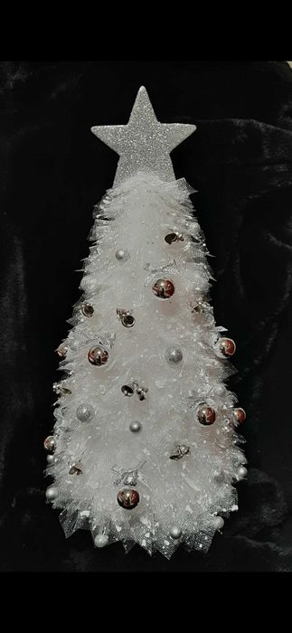 Bradut decorativ de Craciun