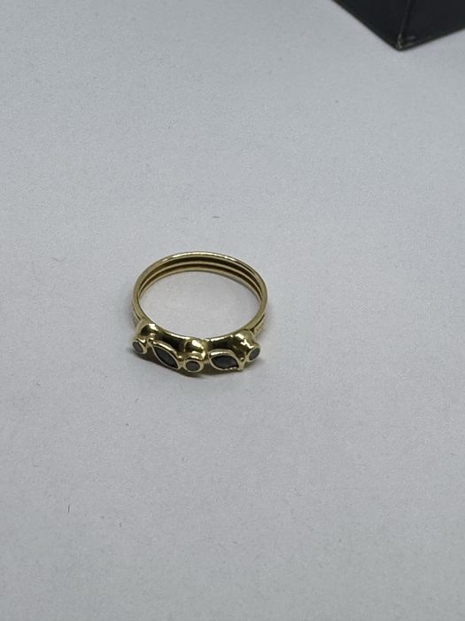 красив дамски пръстен 2.13гр 18к 750 Albor