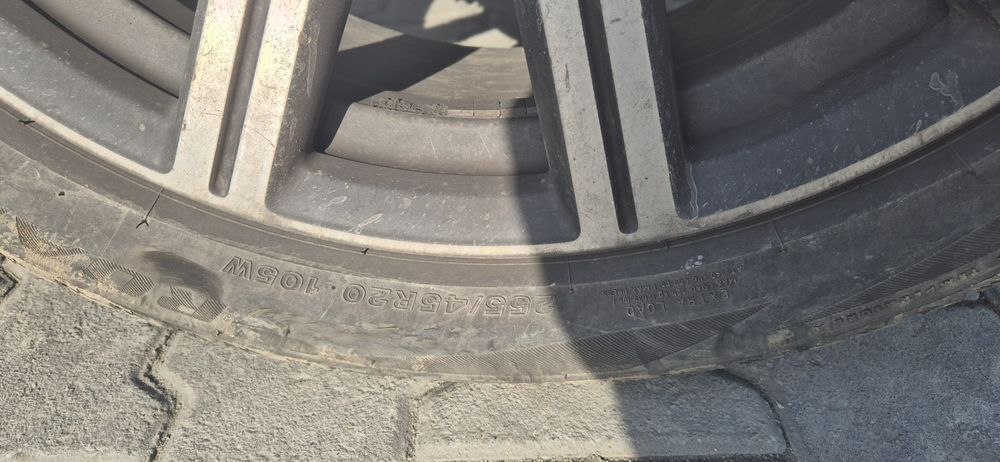 Jenti Originale Volvo XC90 R20 Model 10-Spoke Black Diamond Cut