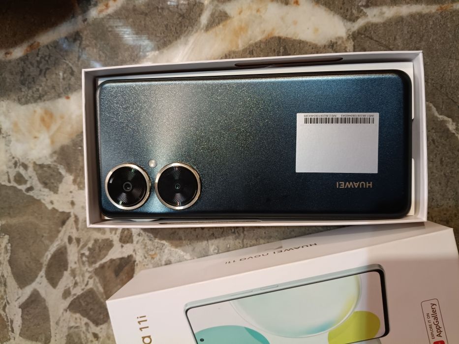 Huawei nova 11 i