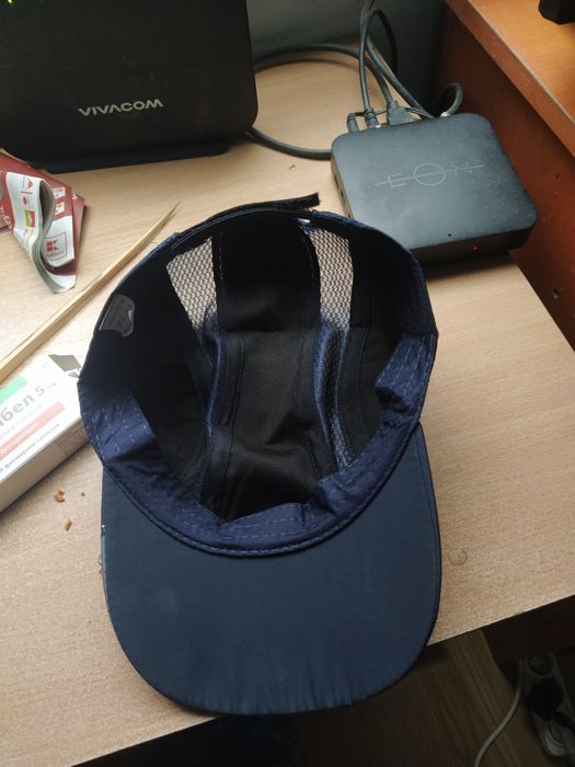 спортна шапка дишашта материя