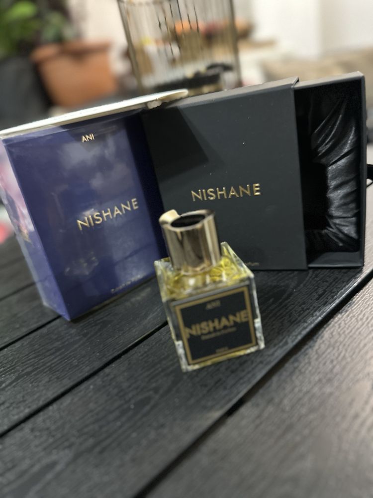 Extract de parfum de nisa  NISHANE ani