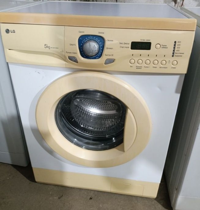 Продам стиральную машинку