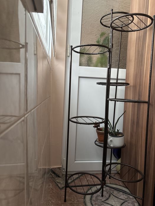 Цветарник  със 9 гнезда