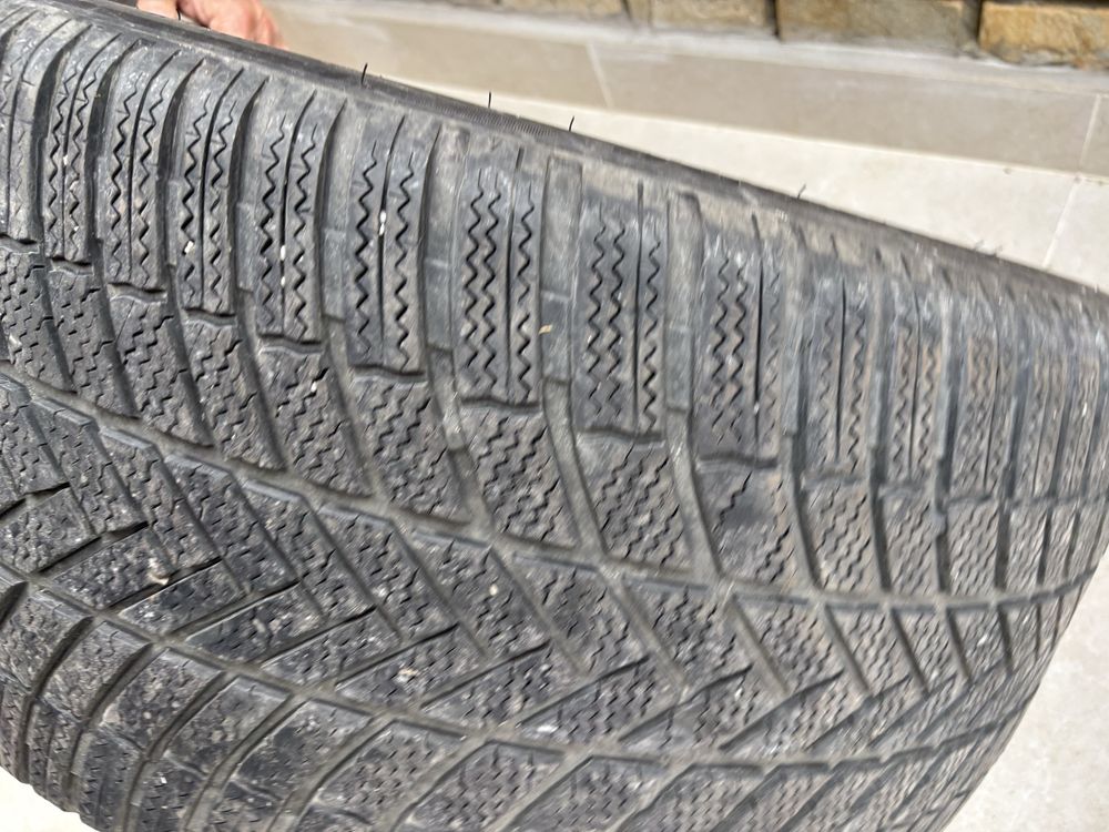 BRIDGESTONE- комплект 4 бр. всесезонни гуми за ДЖИП