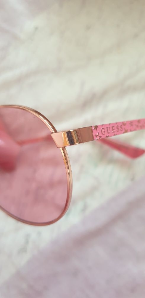 Слънчеви очила детски Guess