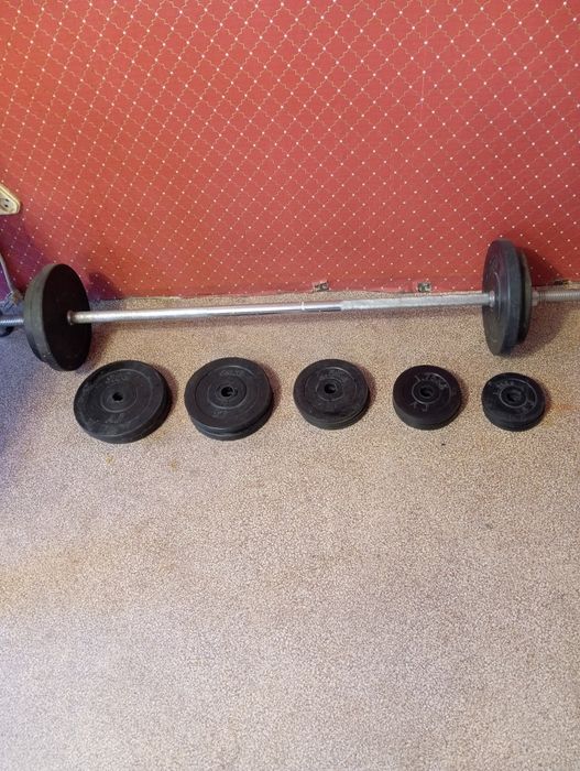 Штанга с набором блинов