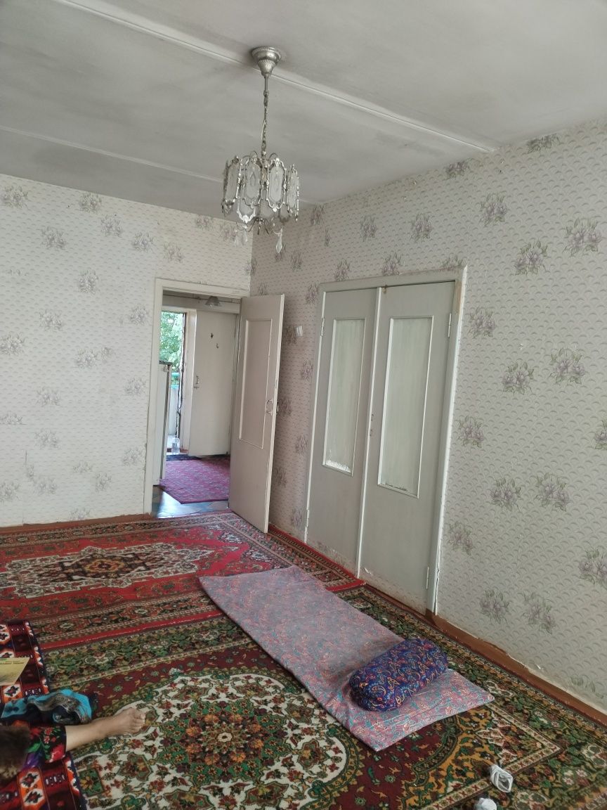 Галаба Шох 115_27 дом 4 этаж 2 хоналик квартирамни узок муддатга  оила