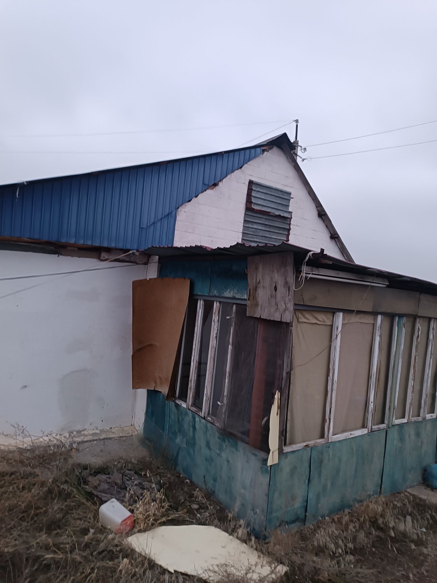 Продам дачу находится за Балтабаем гос акт и прописка имеется