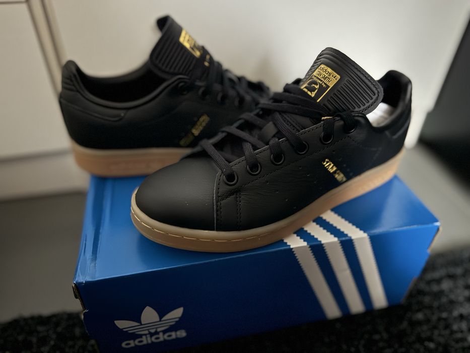 Tenisi Adidas Stan Smith J de femei