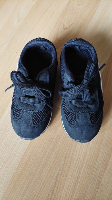 Детски маратонки, 25 номер