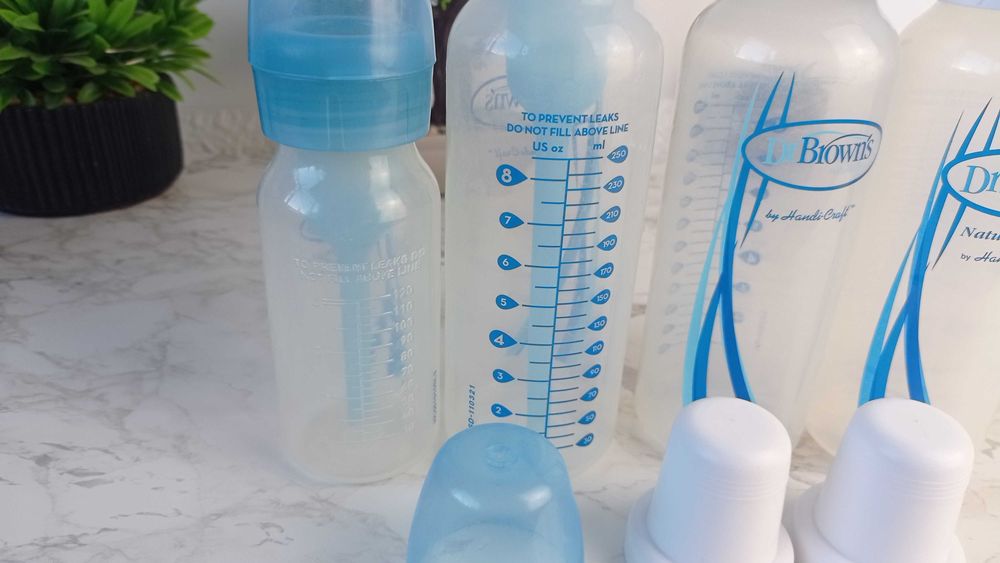 Комплект 4 бр бебешки пл. шишета Dr. Brown's (3 x 250 ml + 1 x 120 ml)