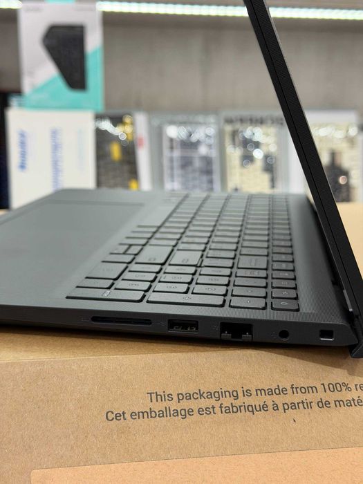 Dell Vostro 3530 | NEW