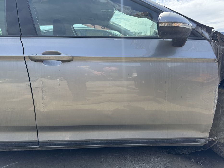 Usa dreapta fata Vw Passat B8 2014-2019 LB7W