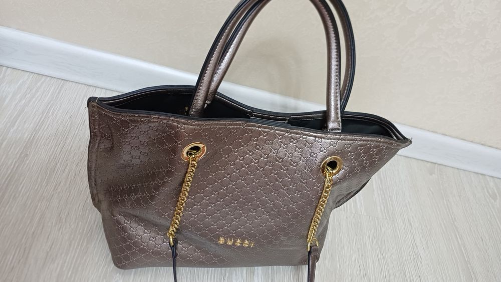 Сумка в хорошем состоянии