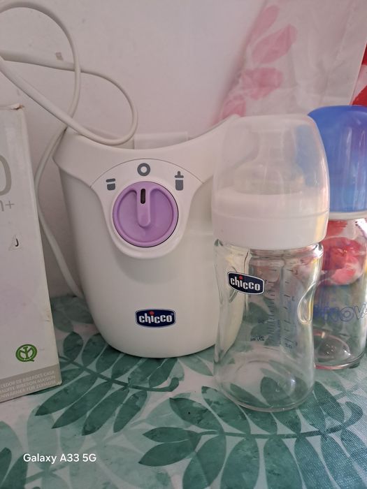 Încălzitor biberoane chicco +2 biberoane de sticla noi