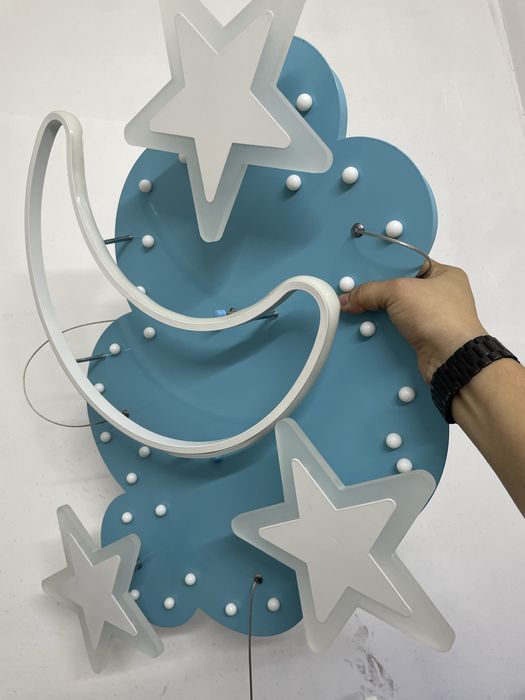 Продам детскую люстру