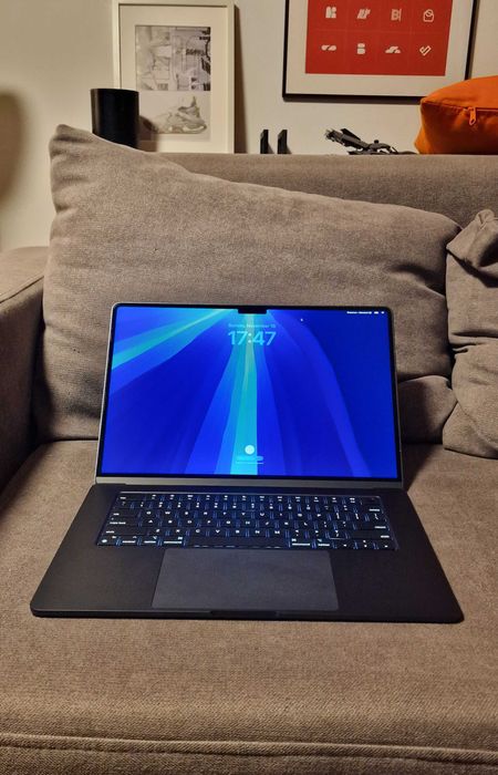 Macbook Air M2 15" 250gb 98% baterie