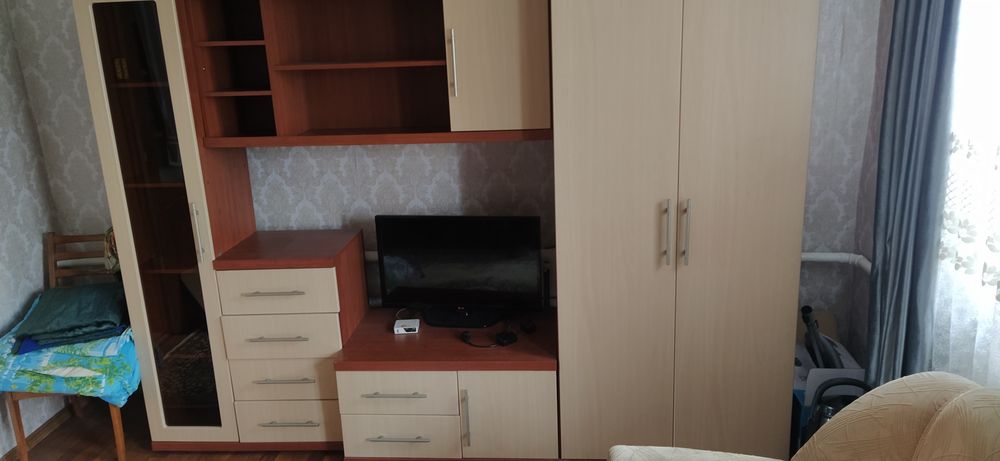 СРОЧНО! Продаю горку, мебель для зала, СТЕНКА для зала отличном состоя