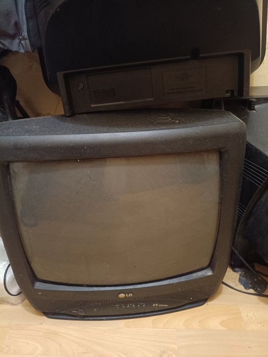 Отдам бесплатно телевизоры LG, Samsung