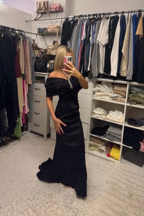 Rochie superba de gala cu strasuri