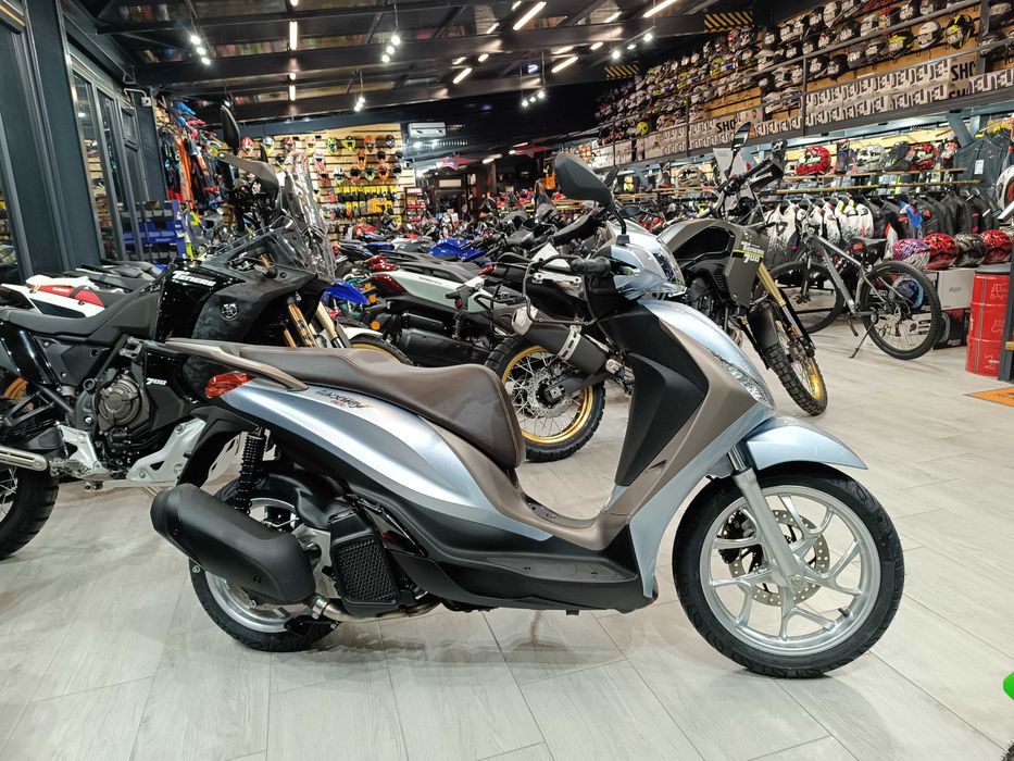 Piaggio Medley 125 ABS nou-se conduce cu B-stoc EST BIKE Campina
