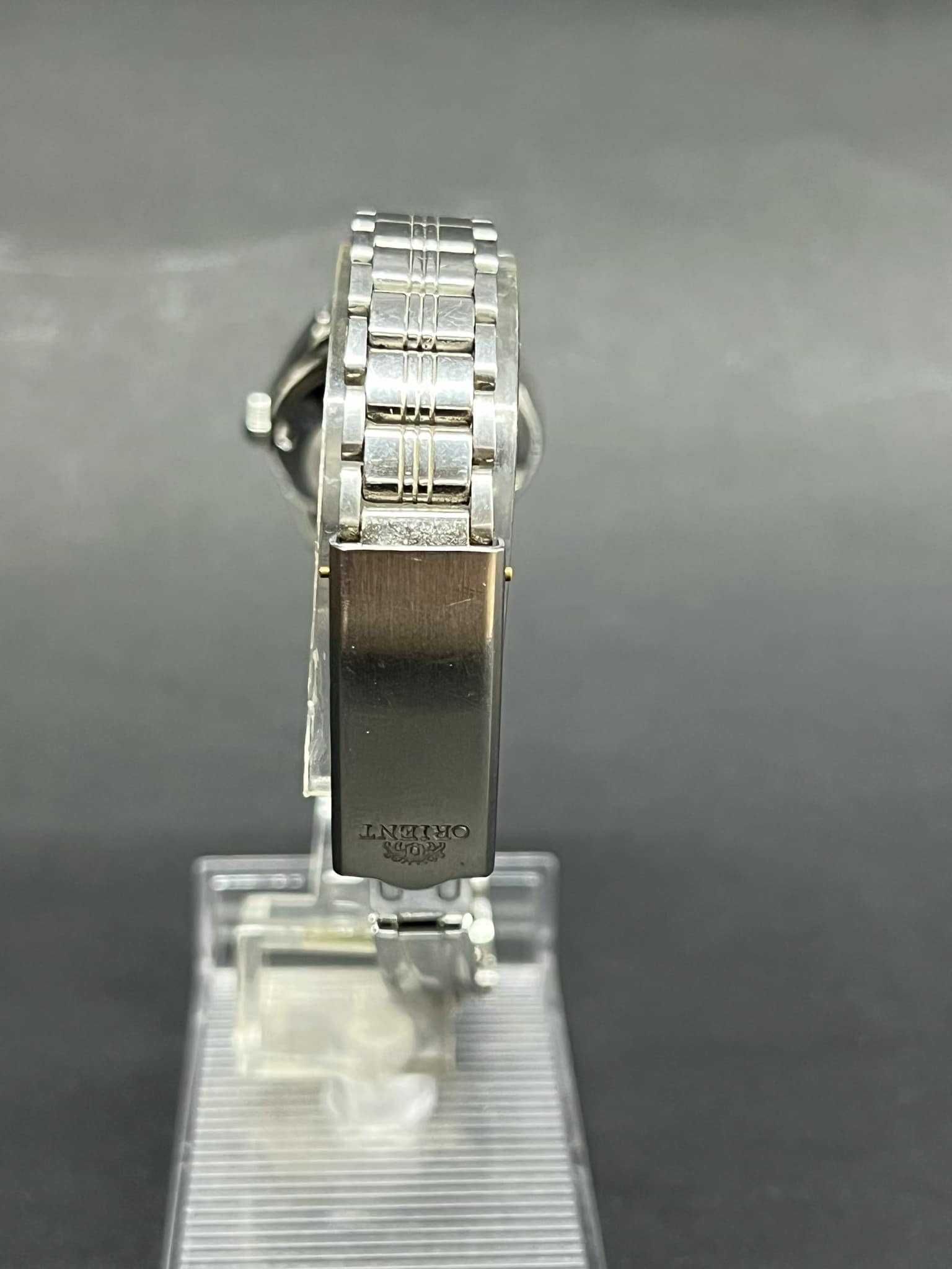 Дамски часовник Orient NQ1X-Q0-A Automatic