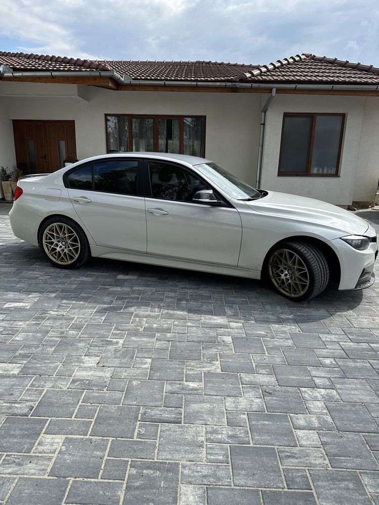 BMW 320 D. F30 . 220CP.