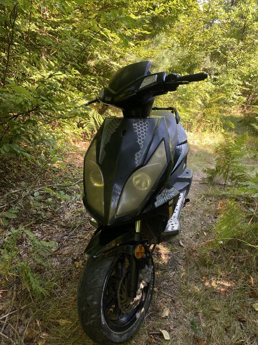 Vand scuter 49 cc 2 t