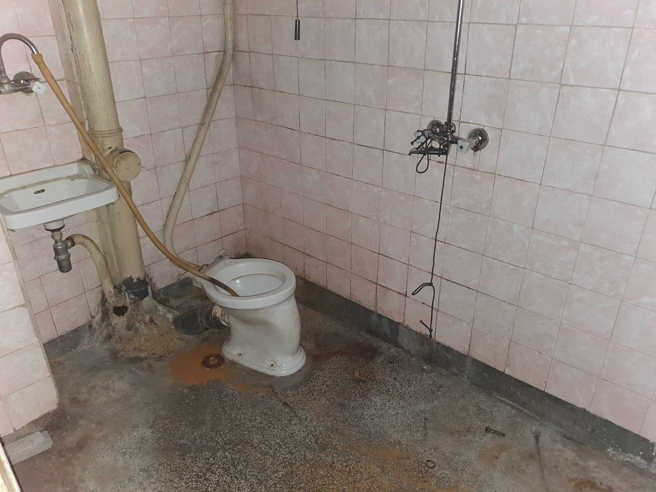 Продава се Двустаен апартамент в Казанлък - 58 кв.м за 1100 €/кв.м - Снимка #5