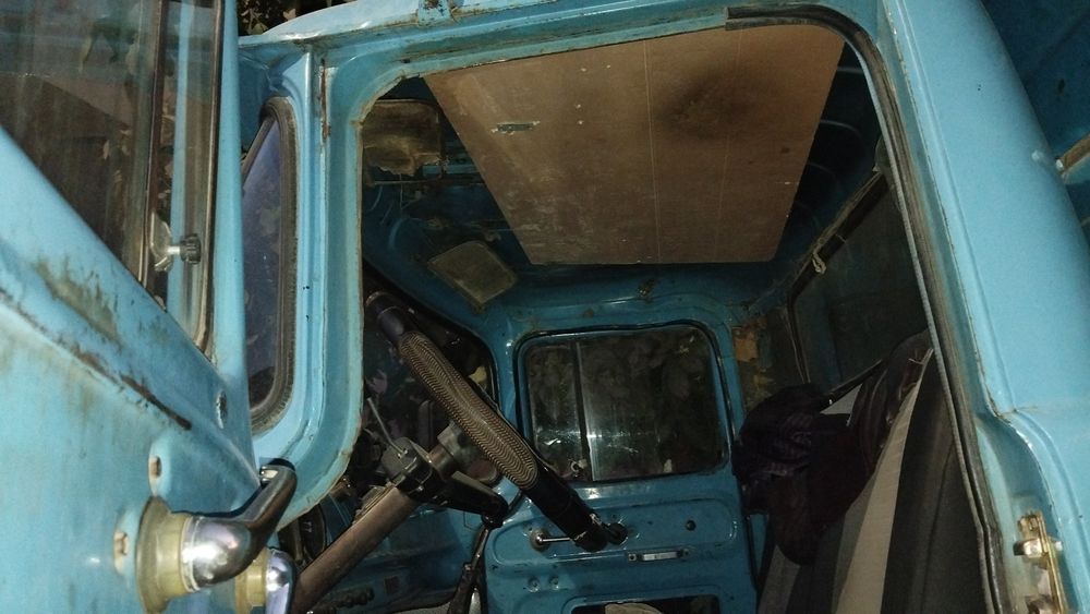 ЗИЛ самосвал сотилади